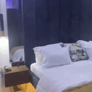 Bentley Hotels-Luxurious Room Paris